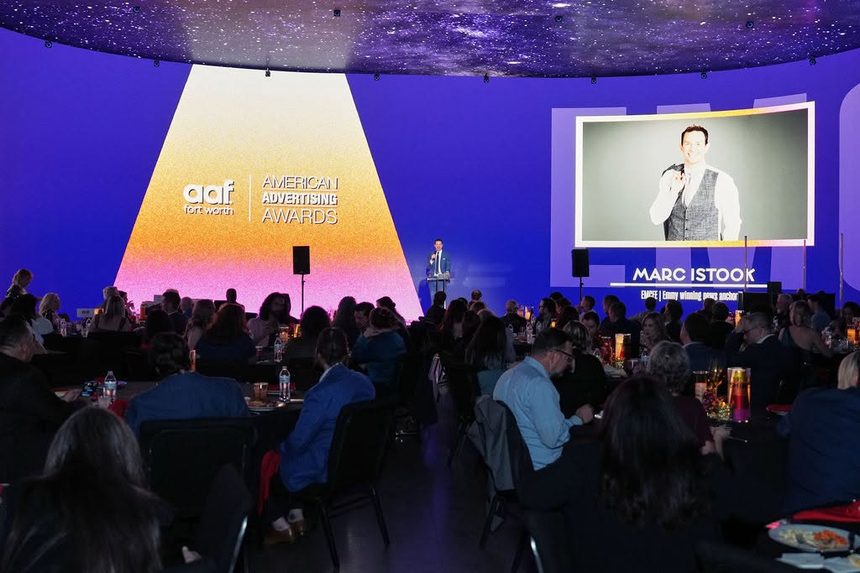 Stage and presenter screen